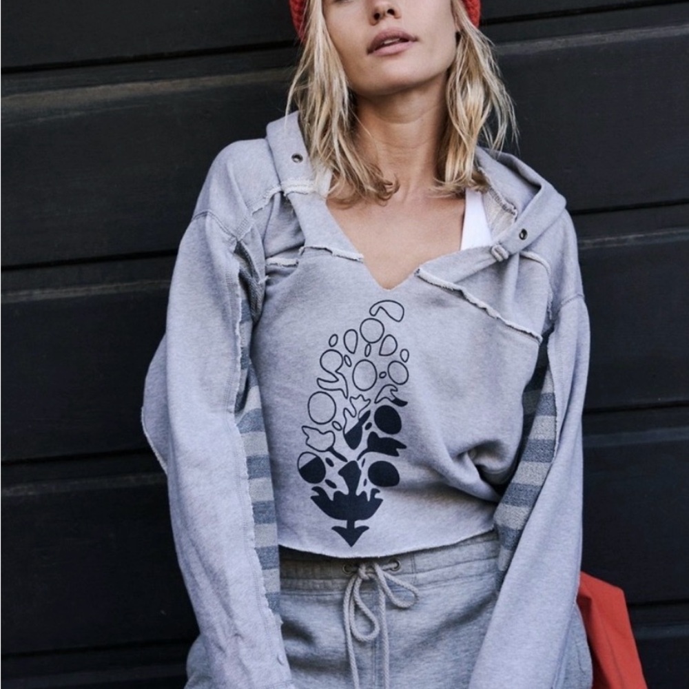 Free People Movement’Nights Like This’ cropped hoodie